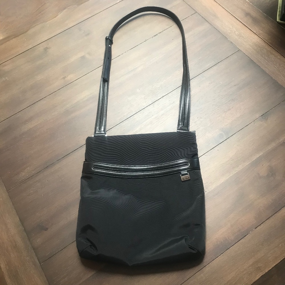 TUMI BLACK NYLON CROSSBODY BAG
